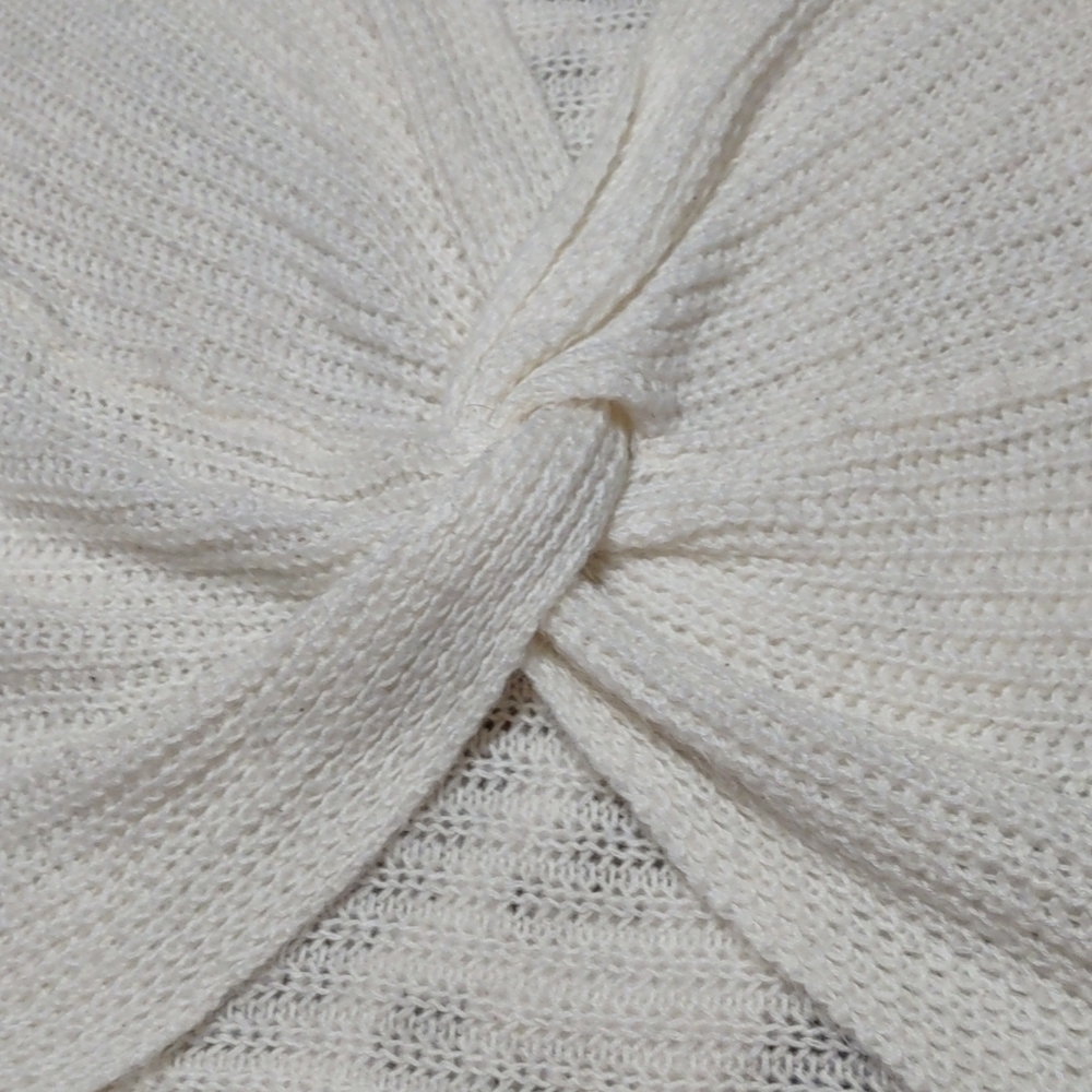 Divided Sweater - Picture 7 of 7